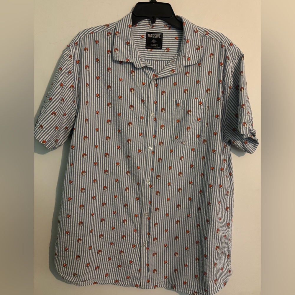 Massive Mens‎ Sz XL Short Sleeve Seersucker Blue White Stripe Mushroom Button Up